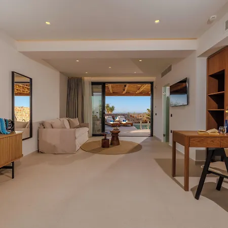 Отель Deos Luxury - Adults Only 4*