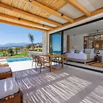 Deos Luxury - Adults Only 4* 헐소니소스