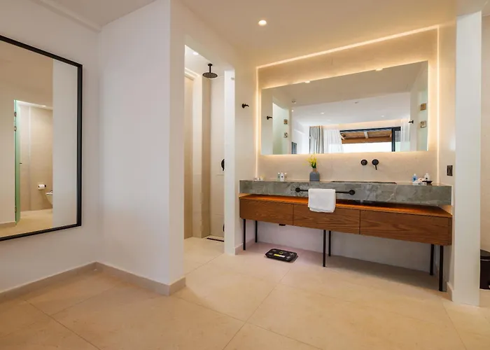 Deos Luxury - Adults Only Hotel